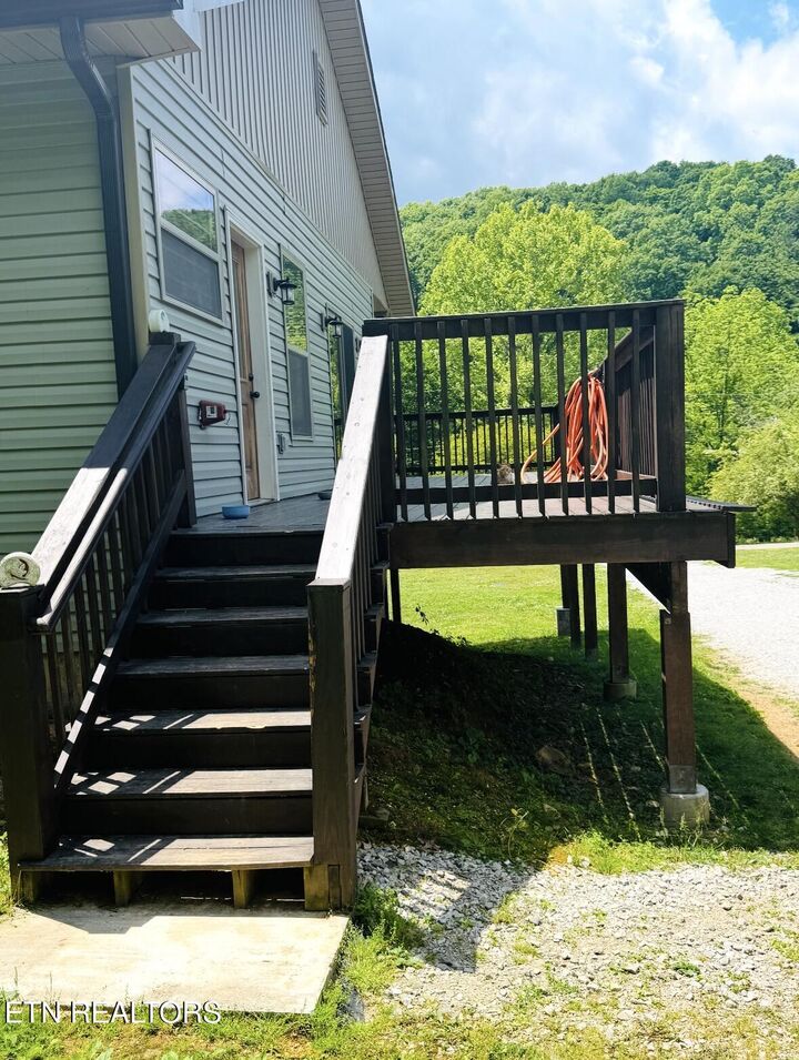Property Photo:  287 Cave Creek Rd  TN 37774 