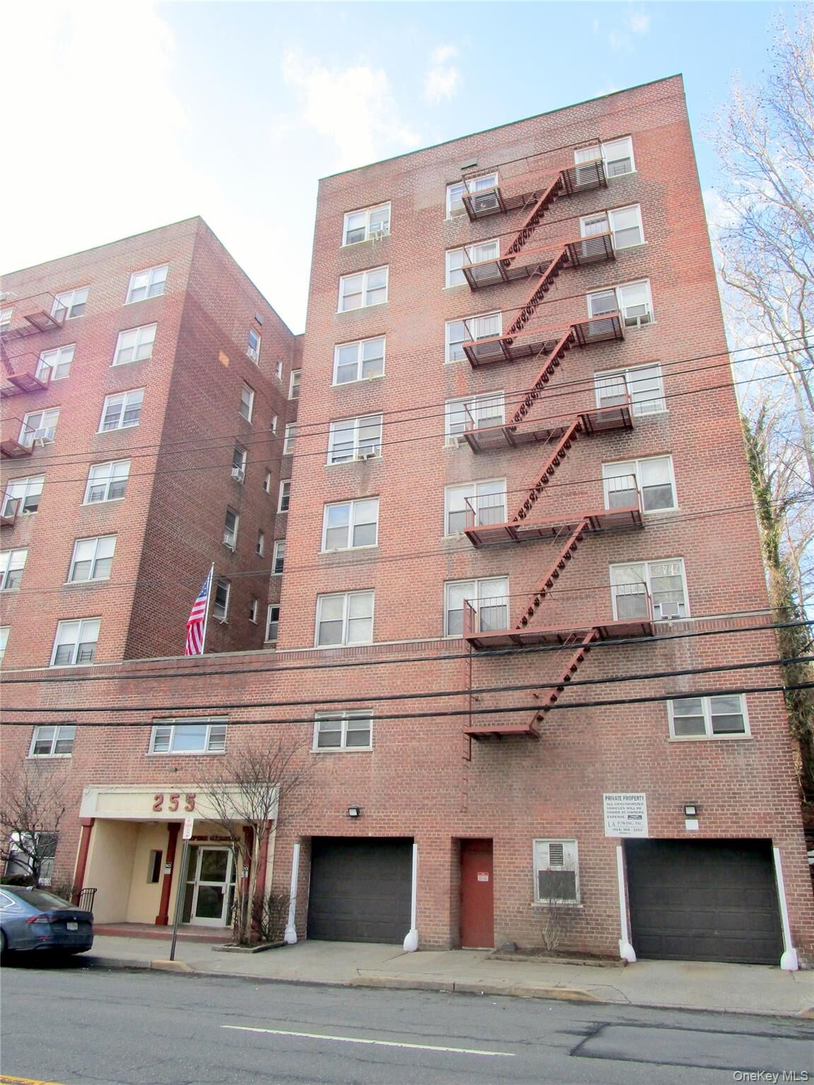 Property Photo:  255 Bronx River Road 3K  NY 10704 