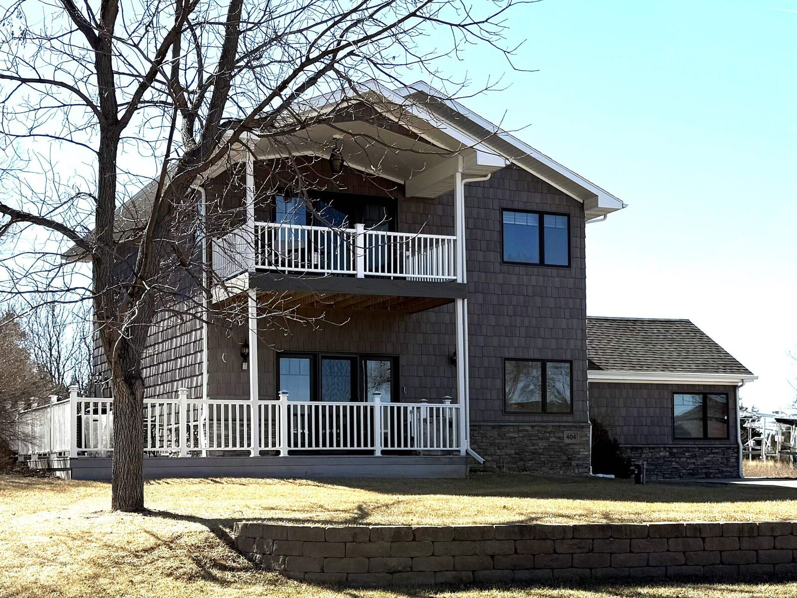 Property Photo: 404 S Maloney Drive NE 69101