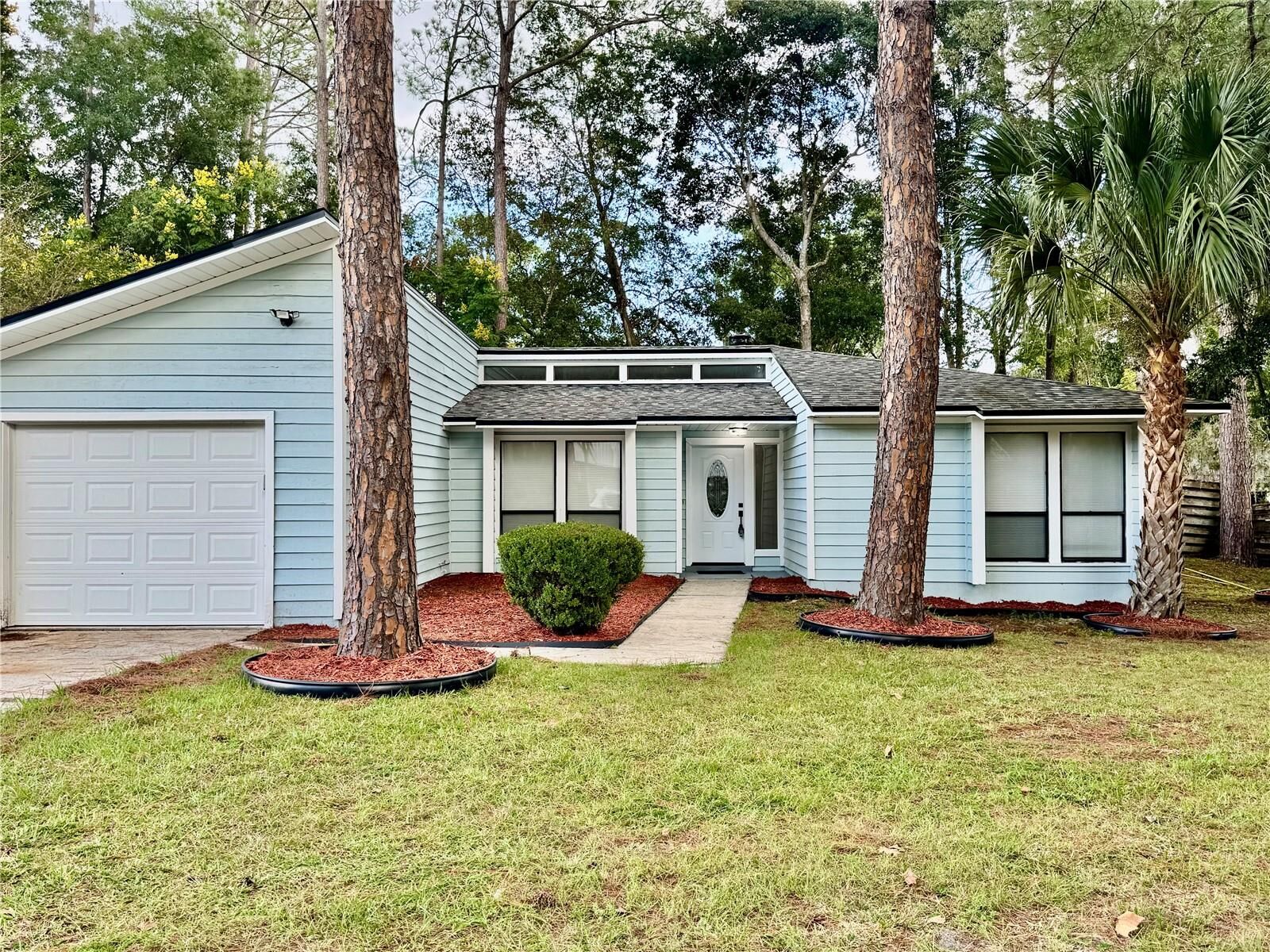 Property Photo:  5407 SW 82nd Terrace  FL 32608 