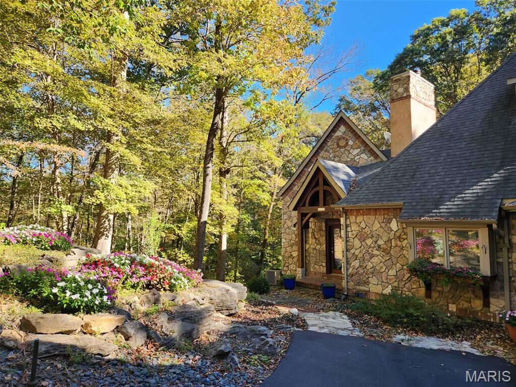 Property Photo:  832 Stone Bridge Springs Drive  MO 63005 