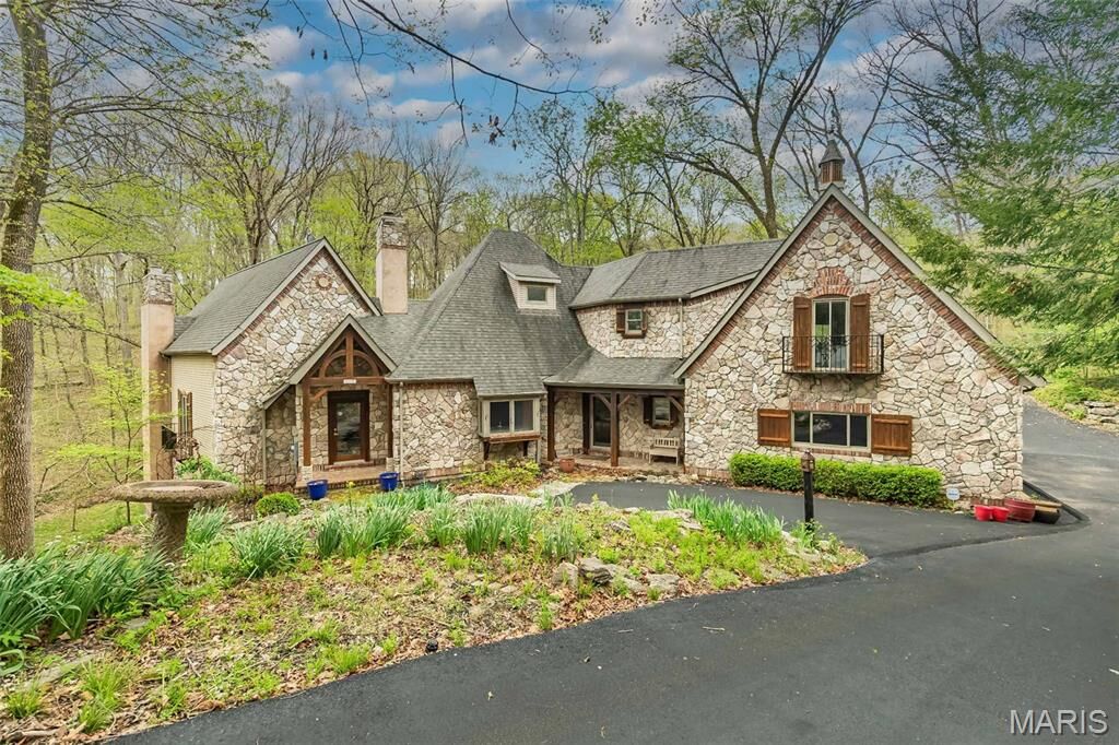 Property Photo:  832 Stone Bridge Springs Drive  MO 63005 