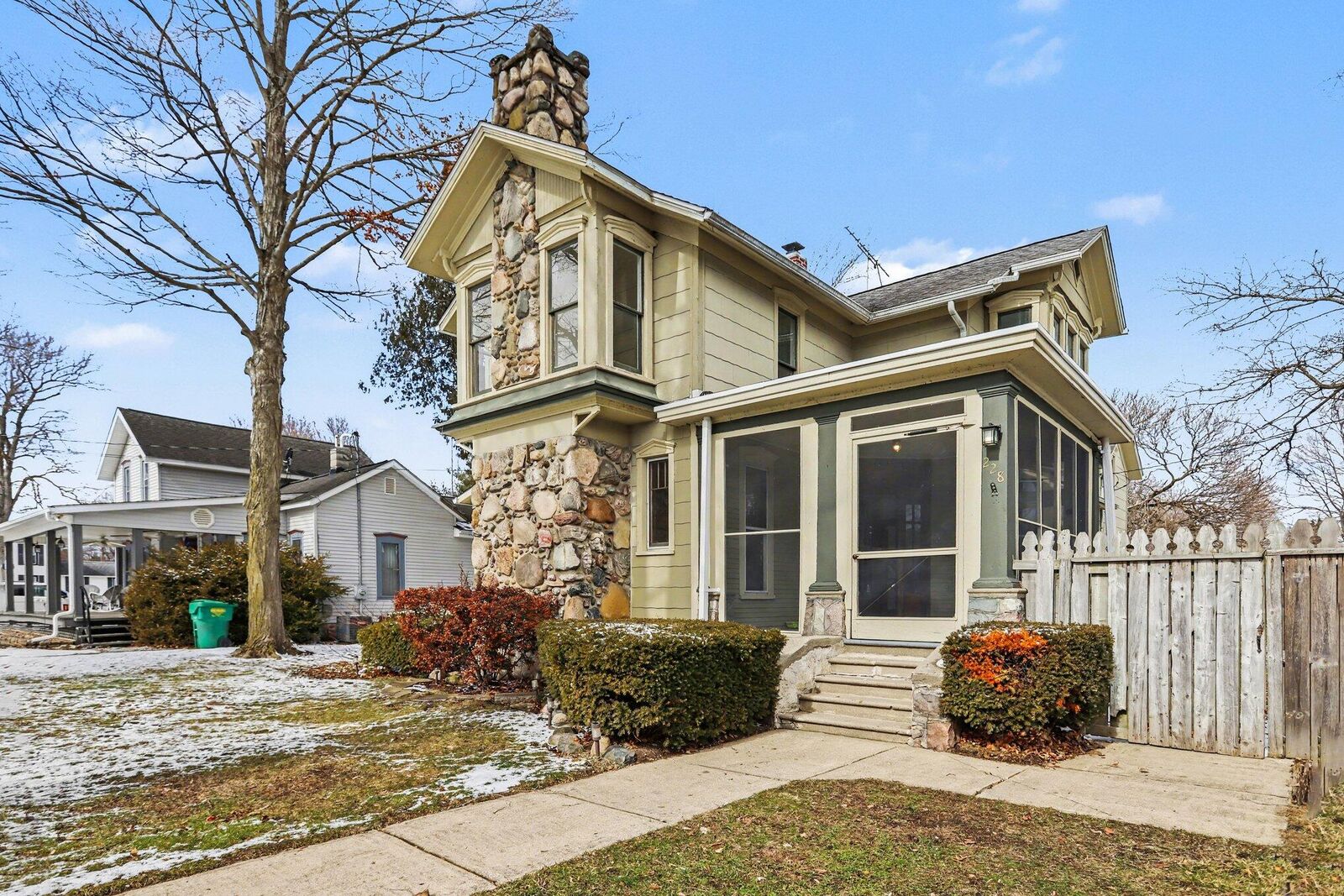 Property Photo:  228 W Jackson Street  MI 49072 