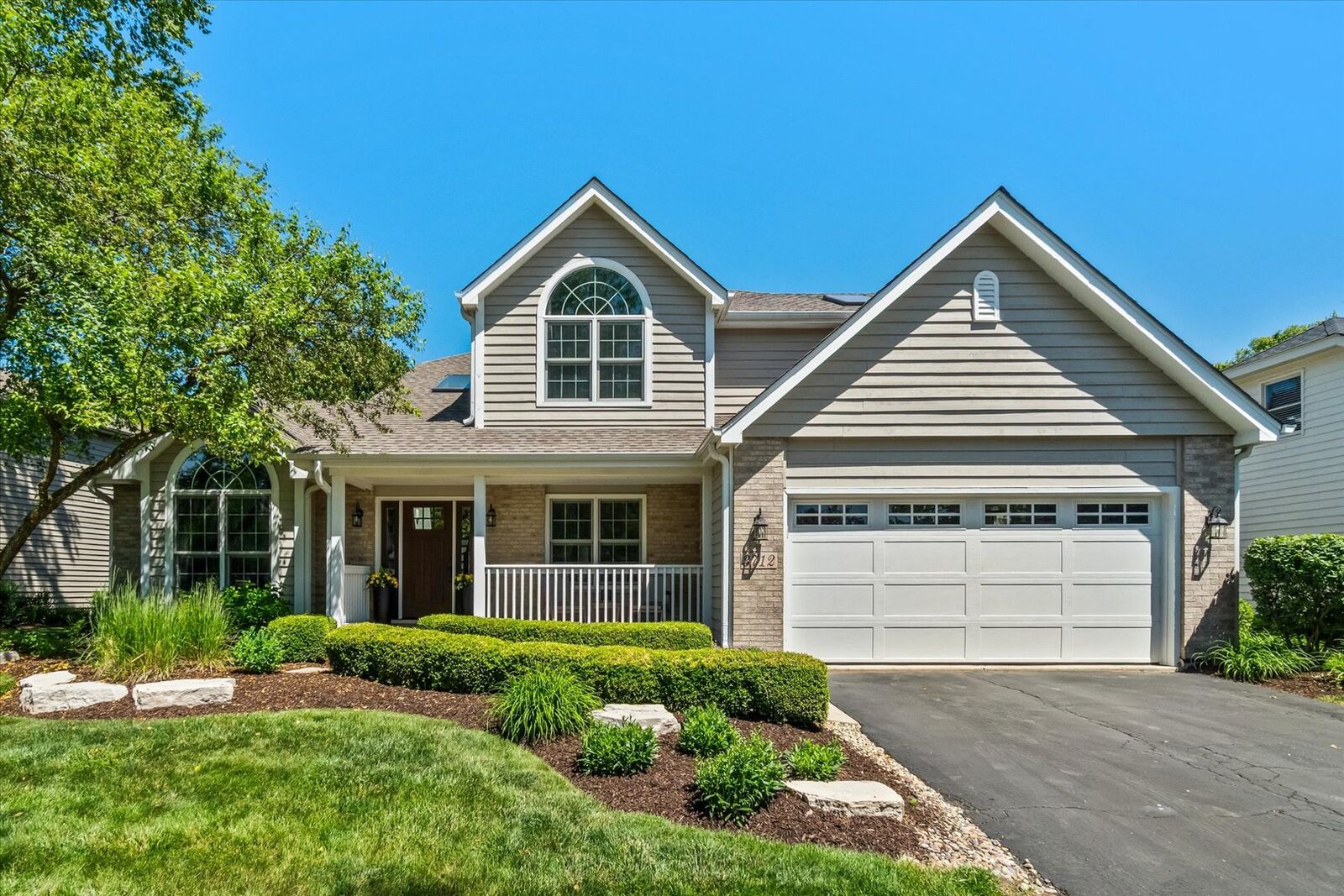 Property Photo:  3712 Falkner Drive  IL 60564 