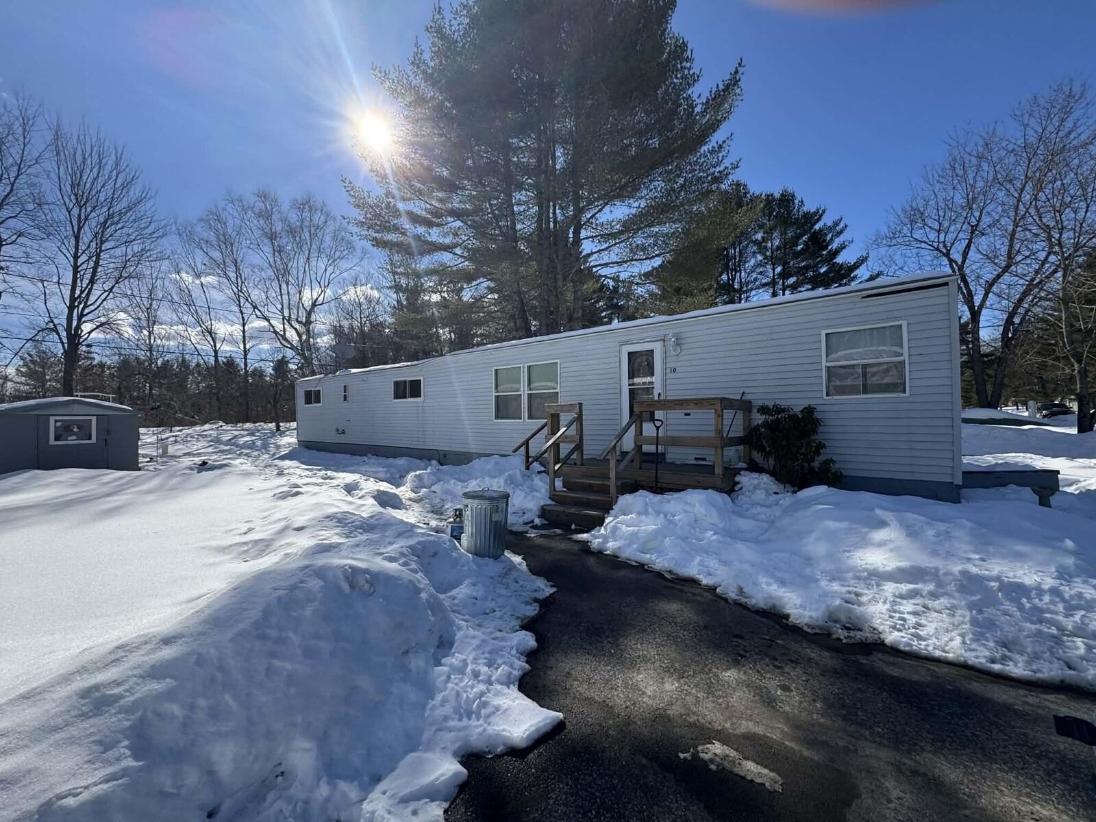 Property Photo:  975 Essex Street 10  ME 04401 