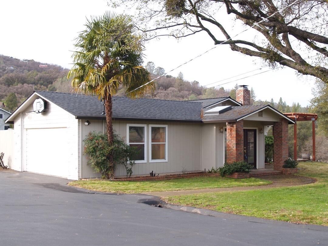 Property Photo: 1240 Los Robles Road CA 95667