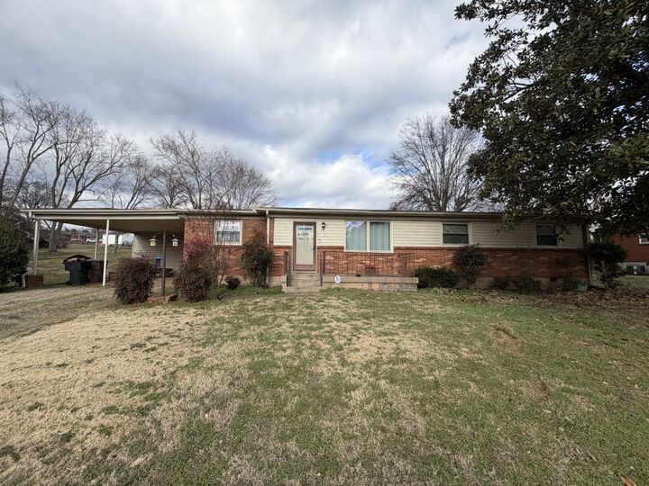 Property Photo:  2422 Kimberly Dr  TN 37214 