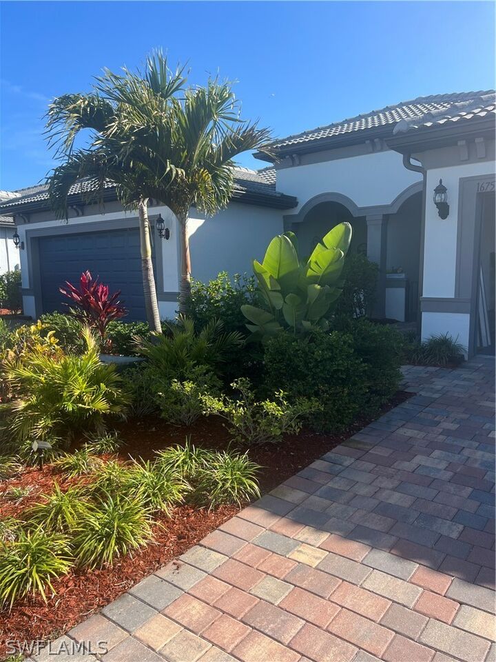 Property Photo:  16753 Rolling Rock Boulevard  FL 33920 