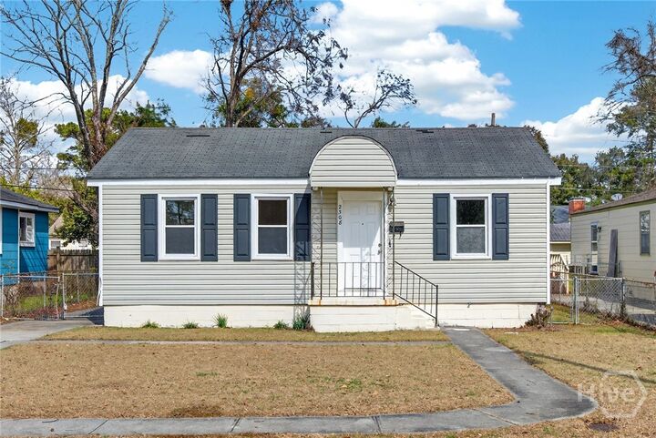 Property Photo:  2308 New York Avenue  GA 31404 