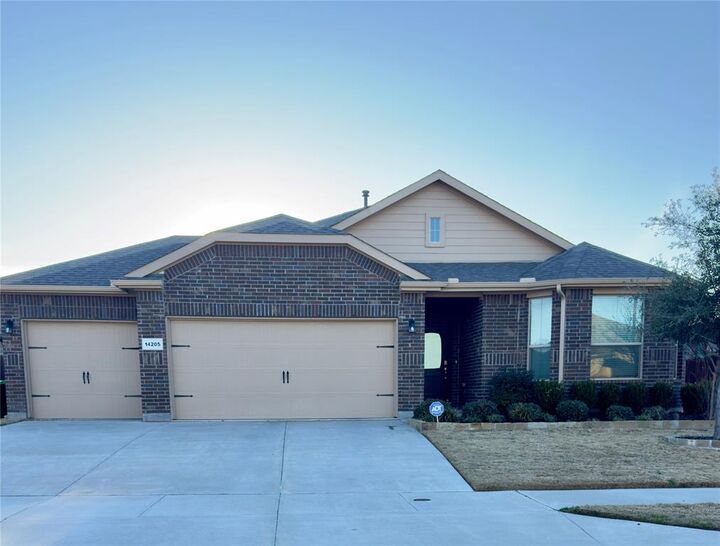 Property Photo:  14205 Lapetus Drive  TX 76052 