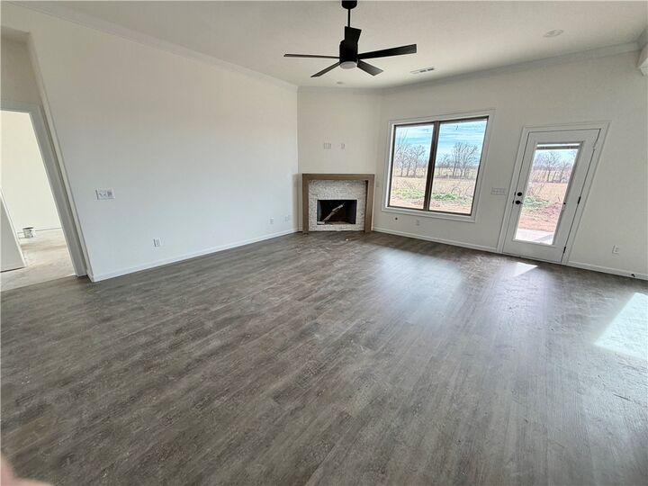 Property Photo:  1909 Farmer Street  AR 72751 