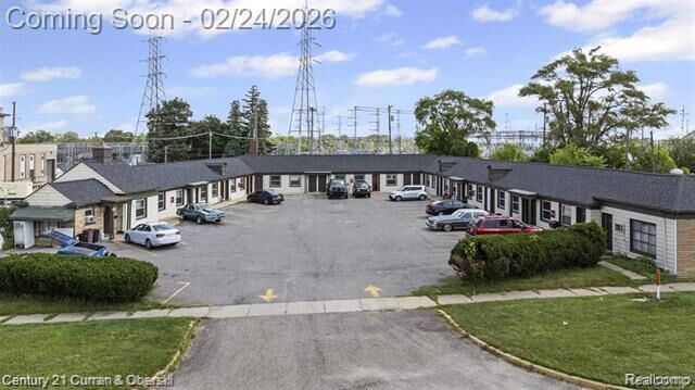 Property Photo:  44784 Woodward Avenue  MI 48341 
