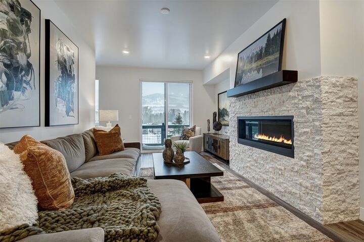 Property Photo:  1301 Adams Avenue 117  CO 80498 