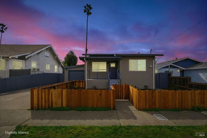 Property Photo:  333 14th Street  CA 94590 