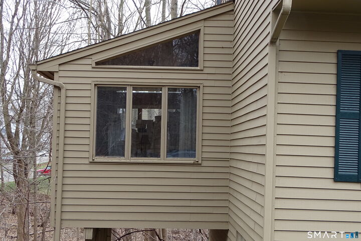 Property Photo:  124 Village Lane 124  CT 06405 