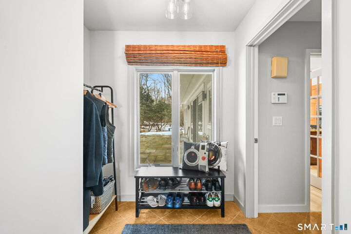 Property Photo:  15 Four Brooks Circle  CT 06903 