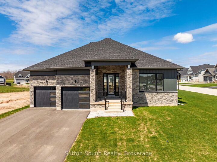 116 Laurens Lane — photo 1