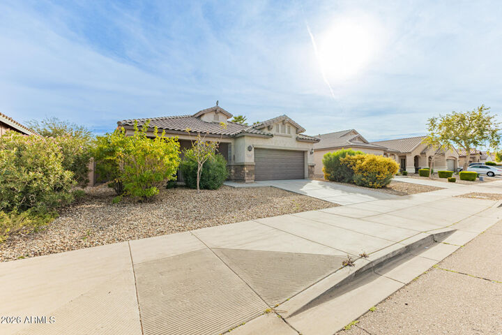 Property Photo:  5809 W Euclid Avenue  AZ 85339 