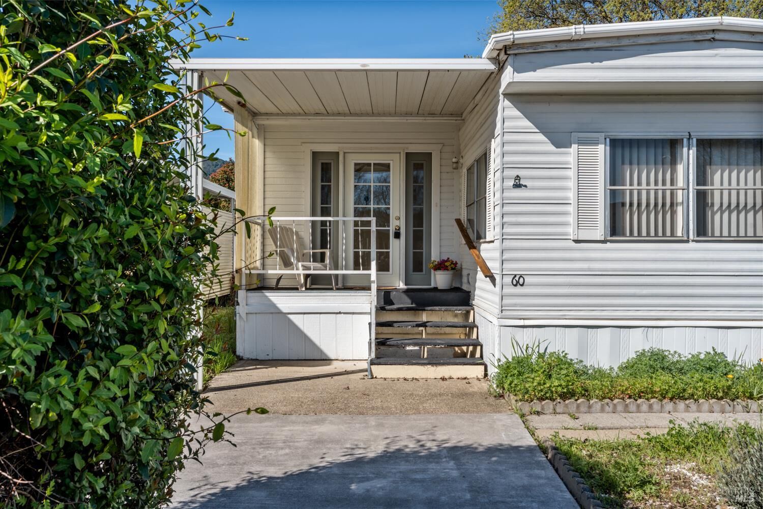 Property Photo:  660 Leslie Street 60  CA 95482 