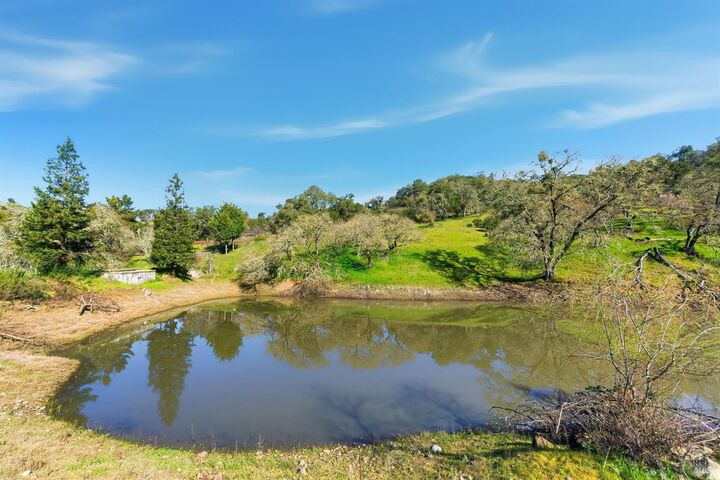 Property Photo:  1477 Leslie Road  CA 95448 