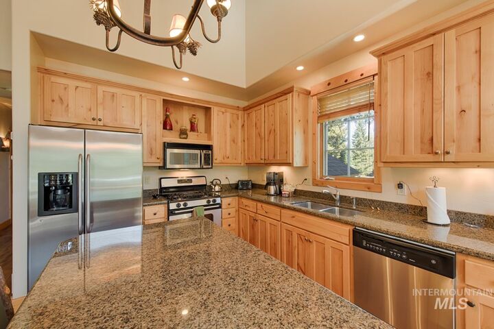 Property Photo: 1389 Hearthstone Court 17-E ID 83638