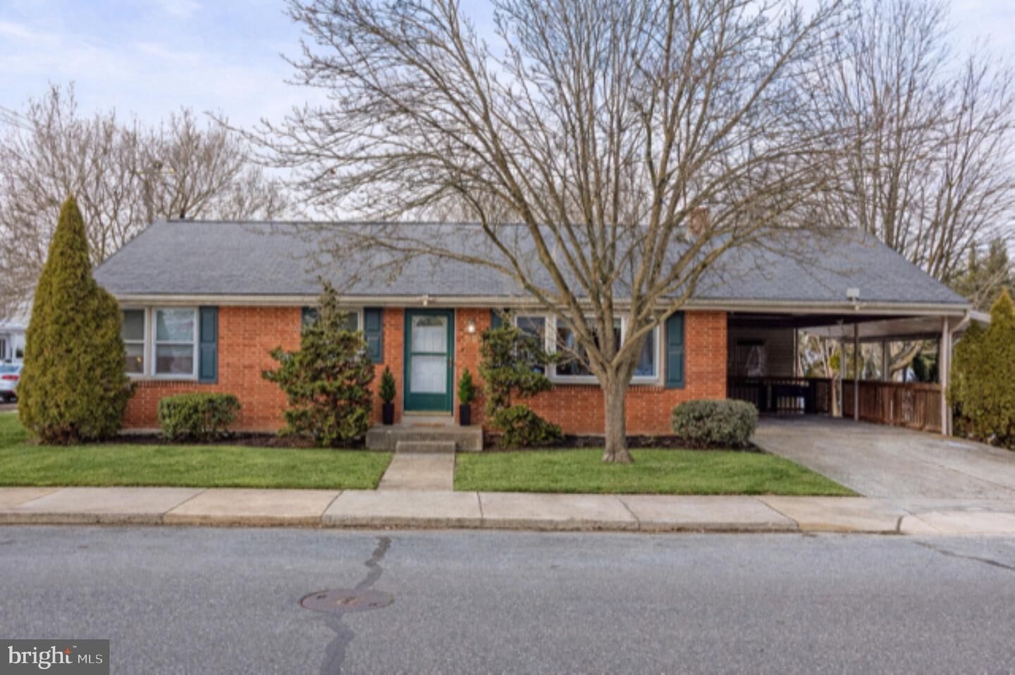 Property Photo:  32 S John Street  PA 17036 