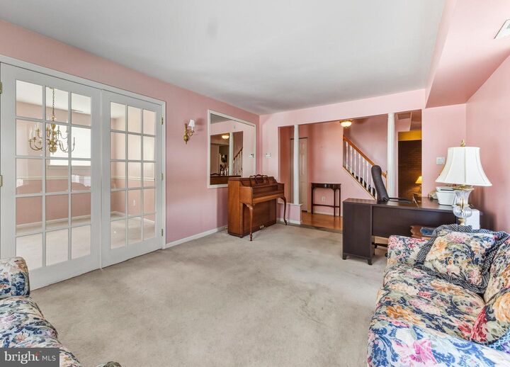 Property Photo:  1724 Lee Court  NJ 08012 