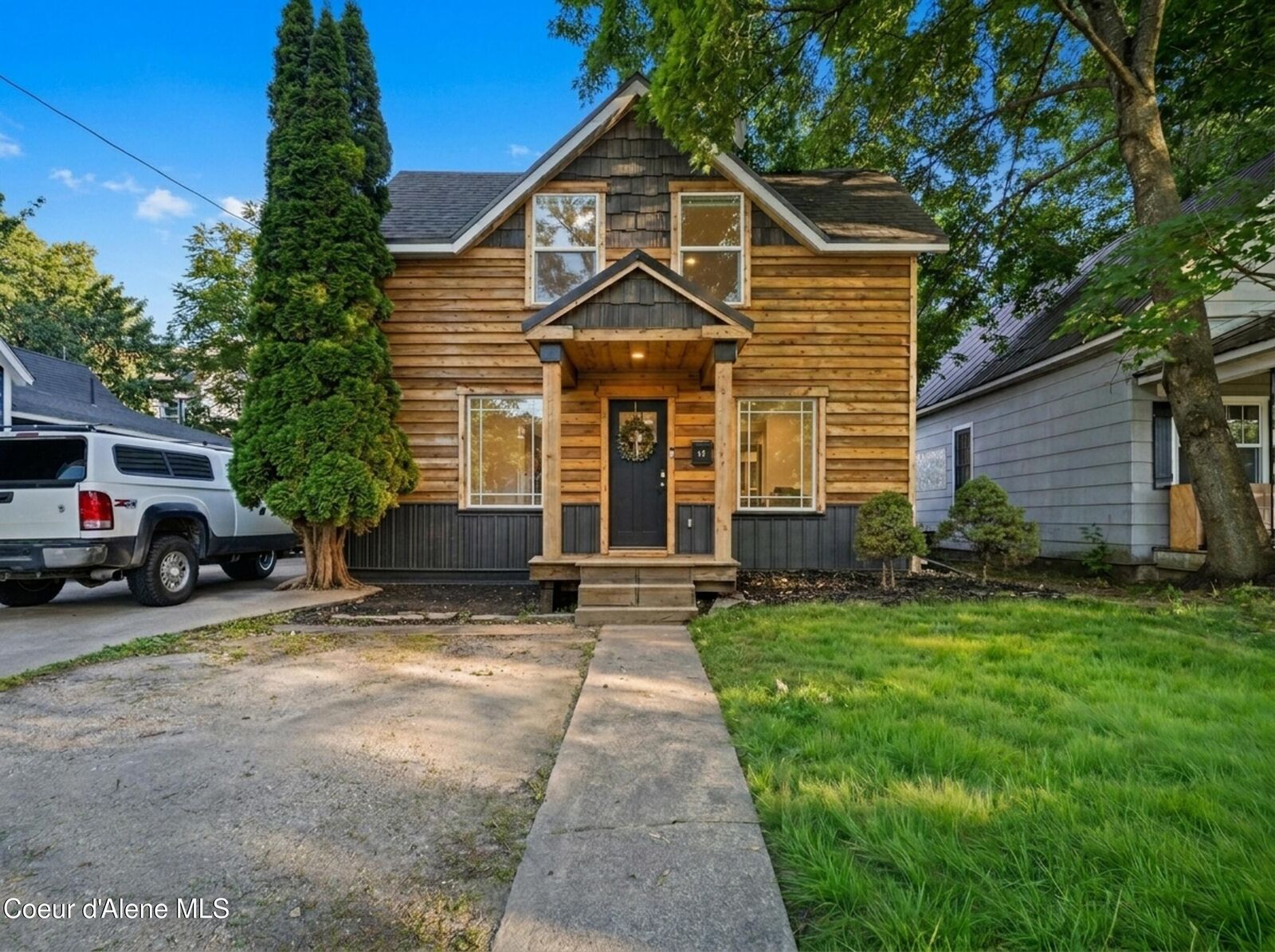 Property Photo:  417 Pine St  ID 83864 