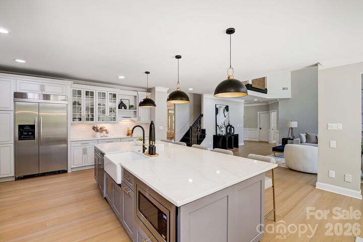 Property Photo: 8707 Fairview Road NC 28226
