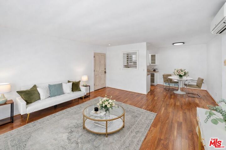 Property Photo: 1440 23rd St CA 90404