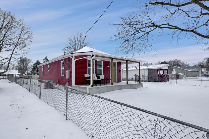 Property Photo: 152 Elm Street OH 43031