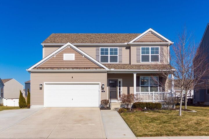 Property Photo: 160 Chestnut Commons Drive OH 43116