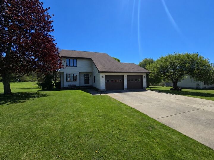 Property Photo:  156 E Main Street  PA 16405 