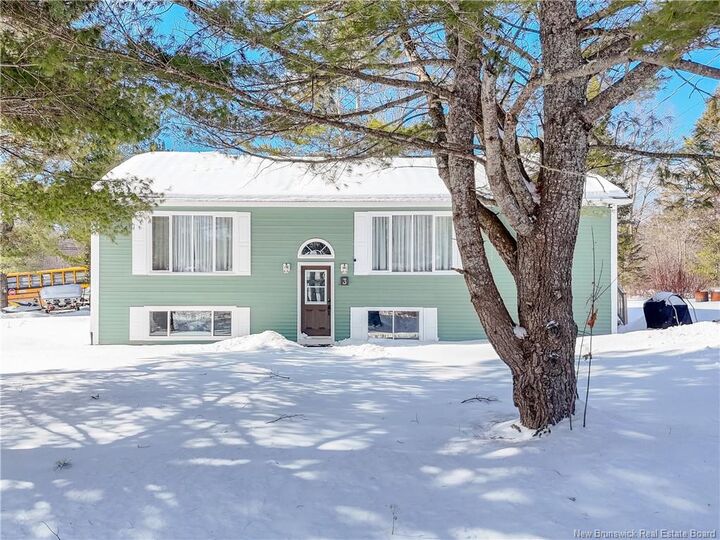 Property Photo: 3 Mitchell Court NB E3B 8V1
