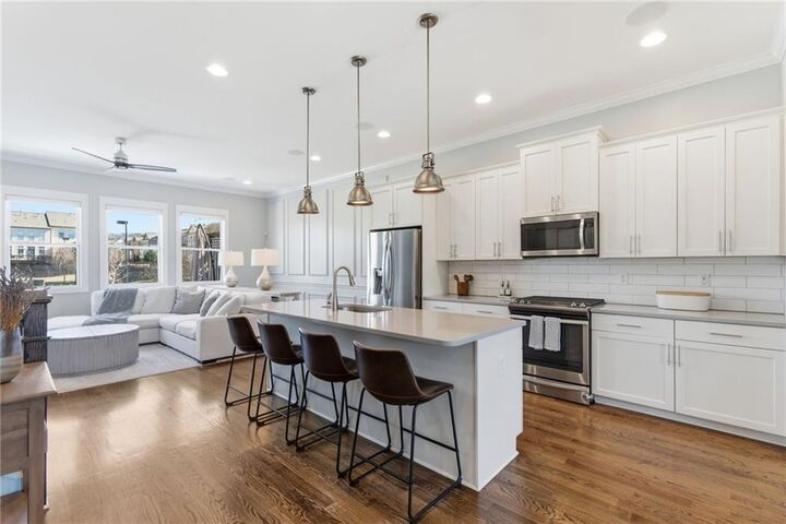 Property Photo:  2097 Garrison Way NW  GA 30318 