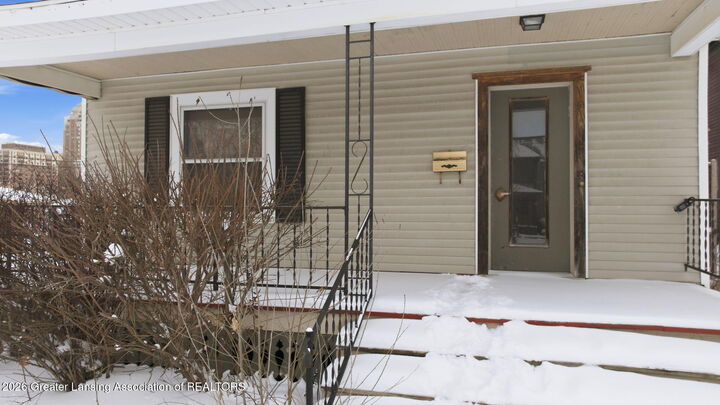 Property Photo: 411 W Ionia Street MI 48933