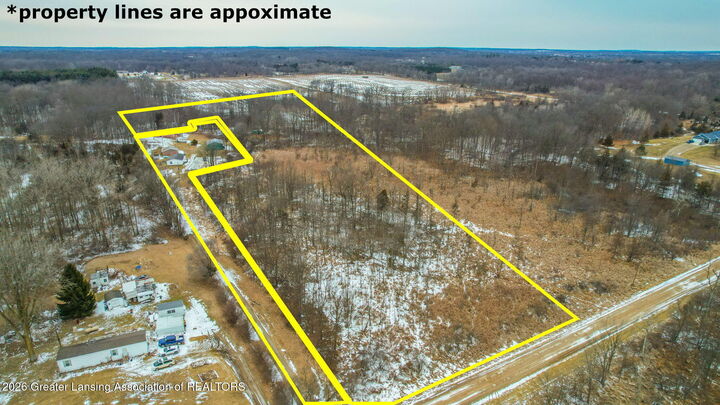 Property Photo: 9304-9306 Parkhurst Highway MI 49220