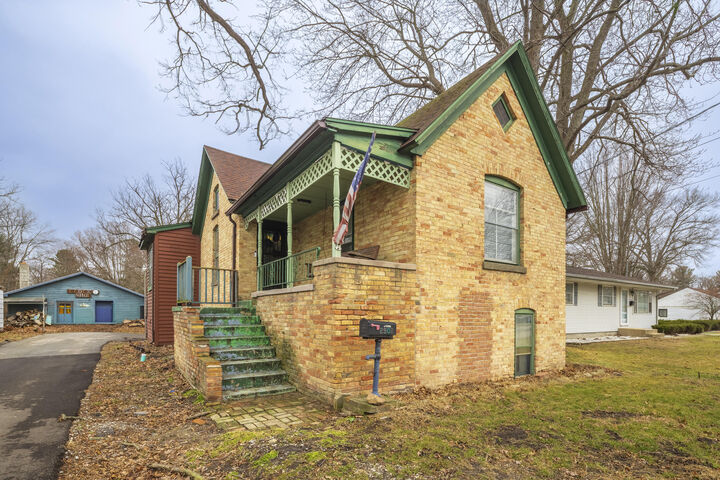 Property Photo:  2902 Tilden Avenue  IN 46360 