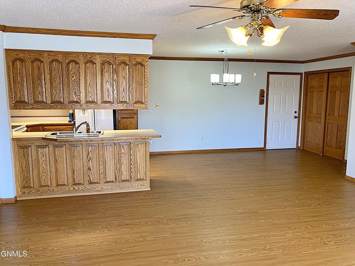 Property Photo:  2900 4th Street N 203  ND 58503 