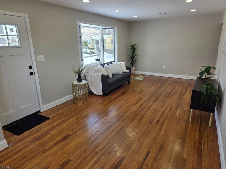 Property Photo:  351 Woodcrest Pl  NJ 07663 