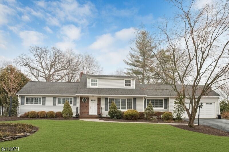 Property Photo: 27 Maplewood Dr NJ 07054