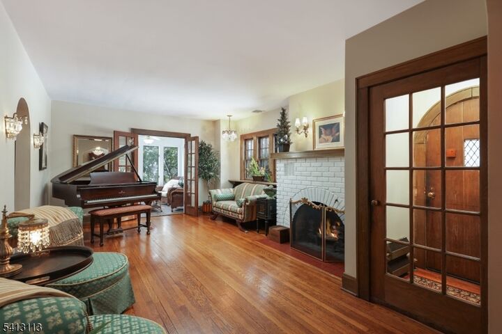 Property Photo:  646 Forest Ave  NJ 07090 