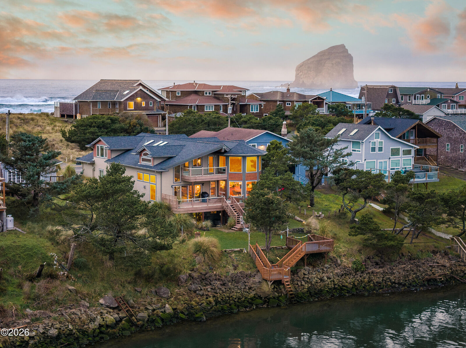 Property Photo:  35395 Sunset Drive  OR 97135 