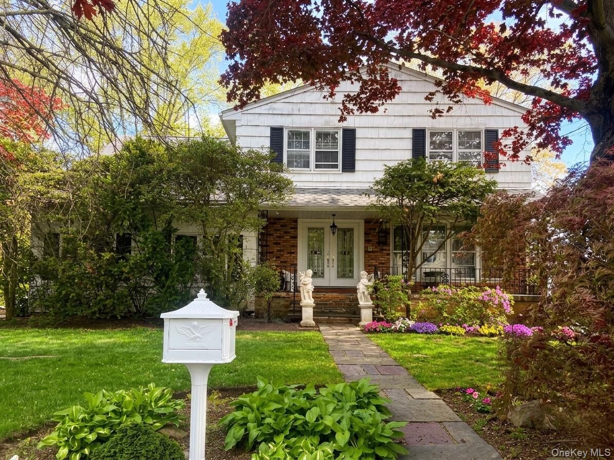 Property Photo:  20 Old Farm Road  NY 10583 