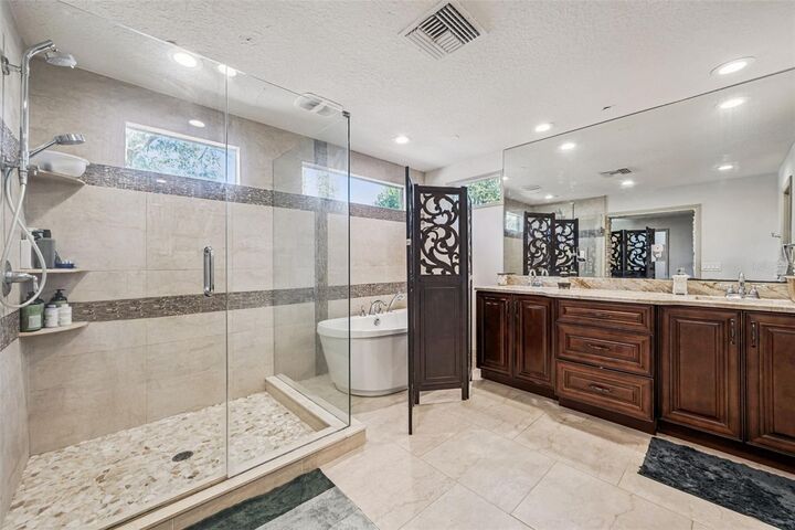 Property Photo: 6054 Marlberry Drive FL 32819