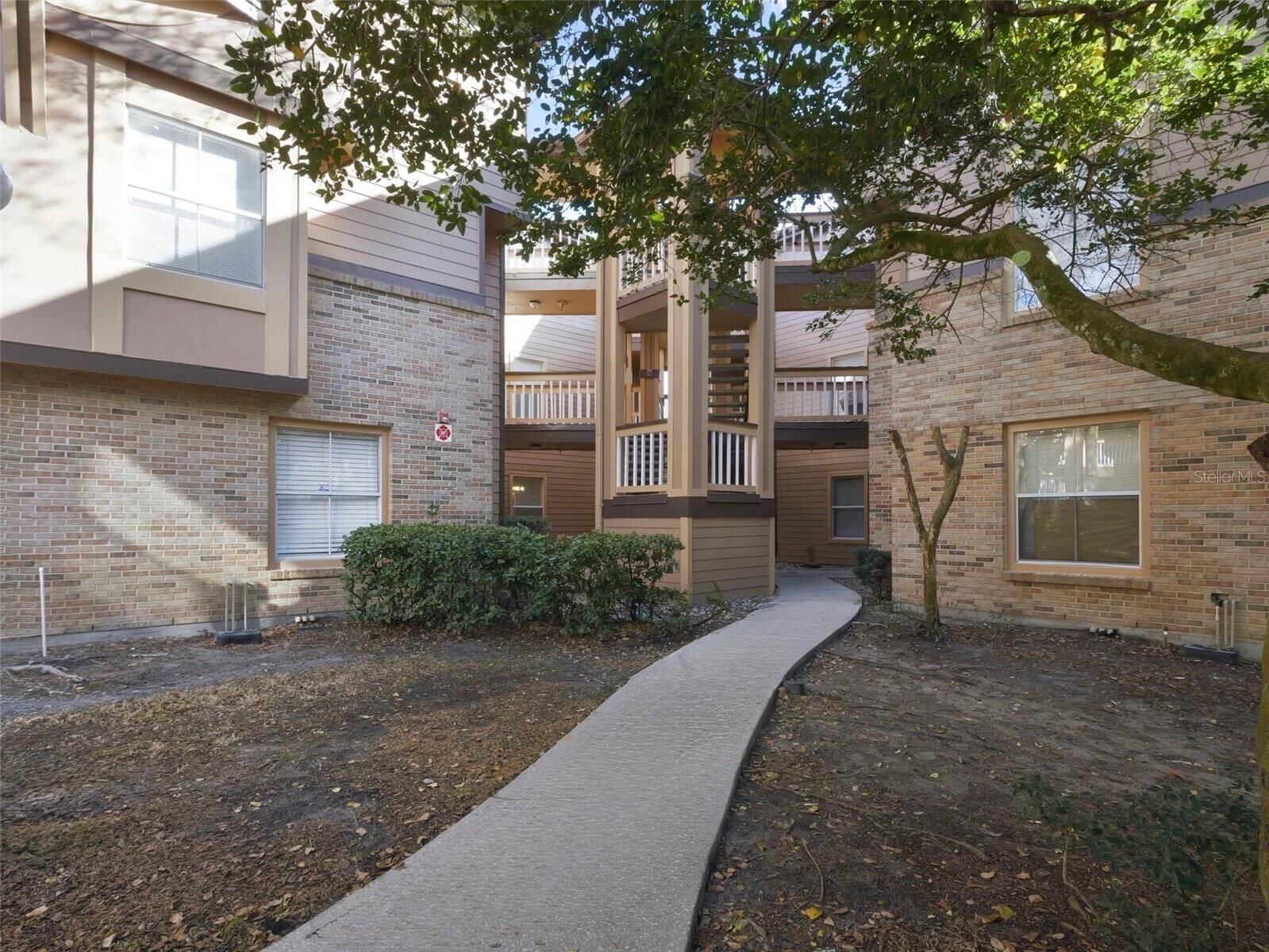 Property Photo: 486 N Pin Oak Place 112 FL 32779