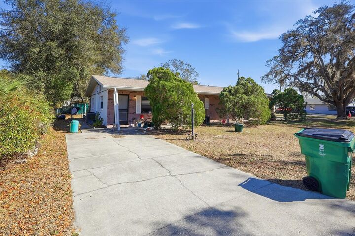 Property Photo: 6112 &Amp 6116 9th Street FL 33542