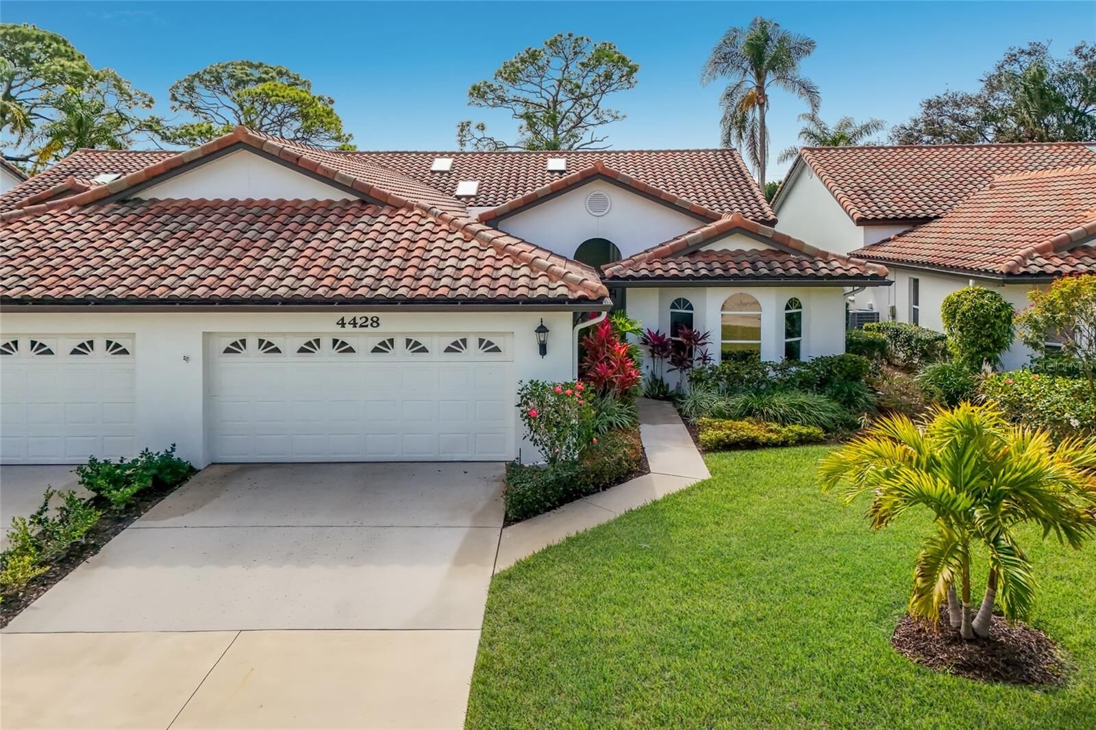 Property Photo:  4428 Calle Serena  FL 34238 