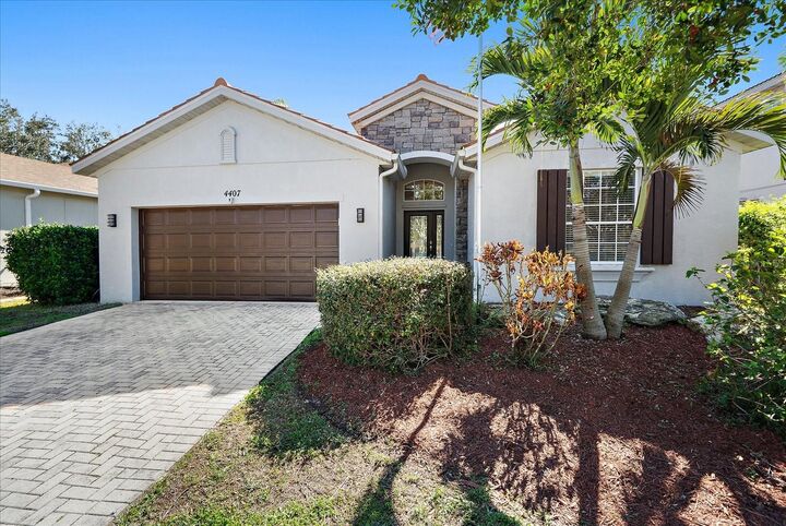 Property Photo:  4407 67th Street E  FL 34203 