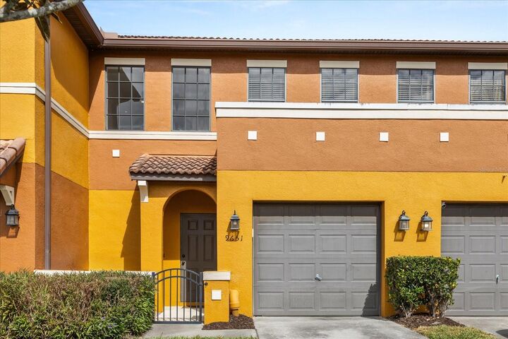 Property Photo: 9651 Doris Lane FL 32829